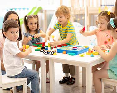 Kids Gainesville: Onsite Childcare - Fun 4 Gator Kids