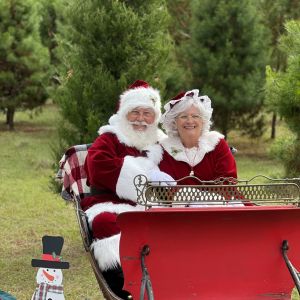 Aimee's Acres Meet & Greet Mr. & Mrs Santa