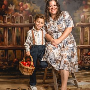 Marie Cetin Photography Fall Vintage Apple Orchard Mini Sessions